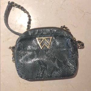 Kelly Wynne Mingle Mingle Mini